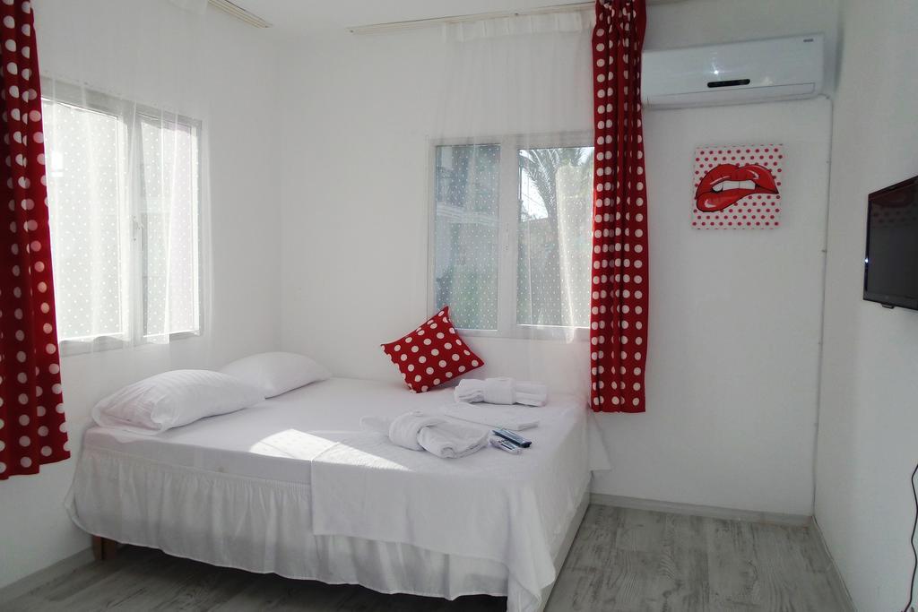 Fullmoon Rooms Cesme Çeşme Exterior photo